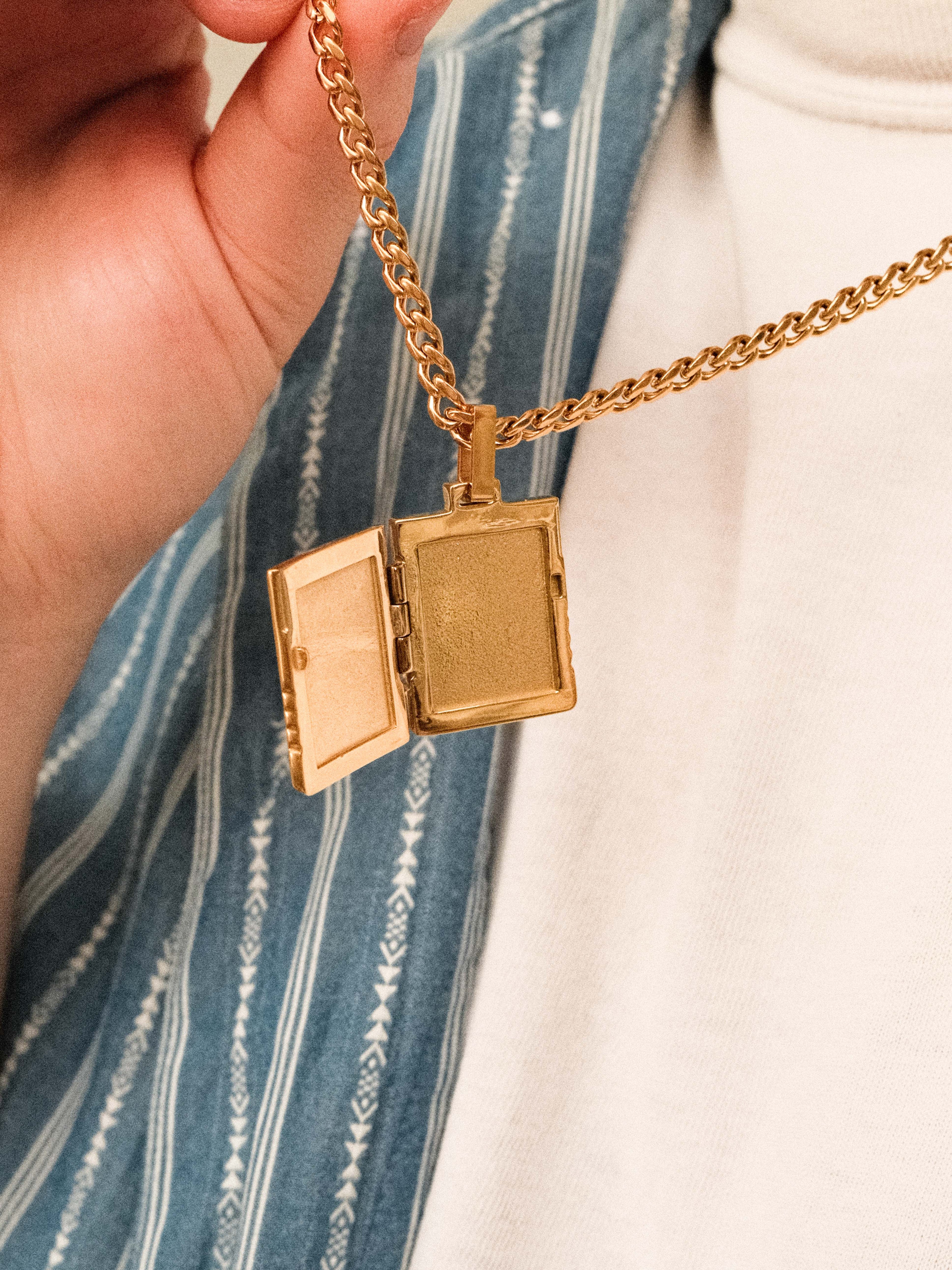 Memory Card Necklace (Gold)