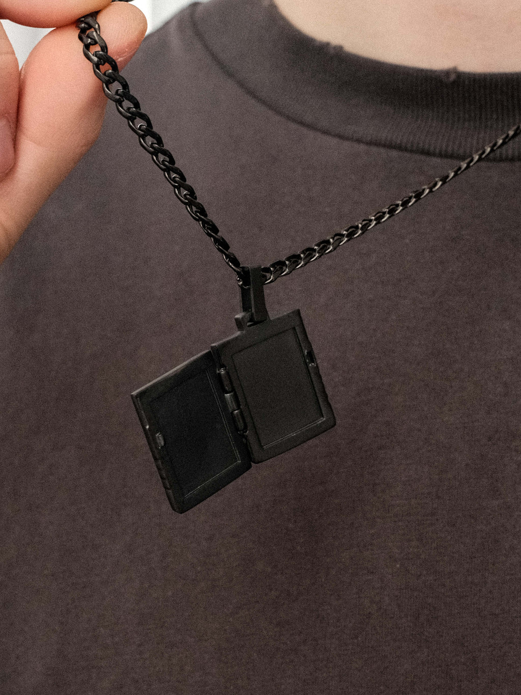 Memory Card Necklace (Black)