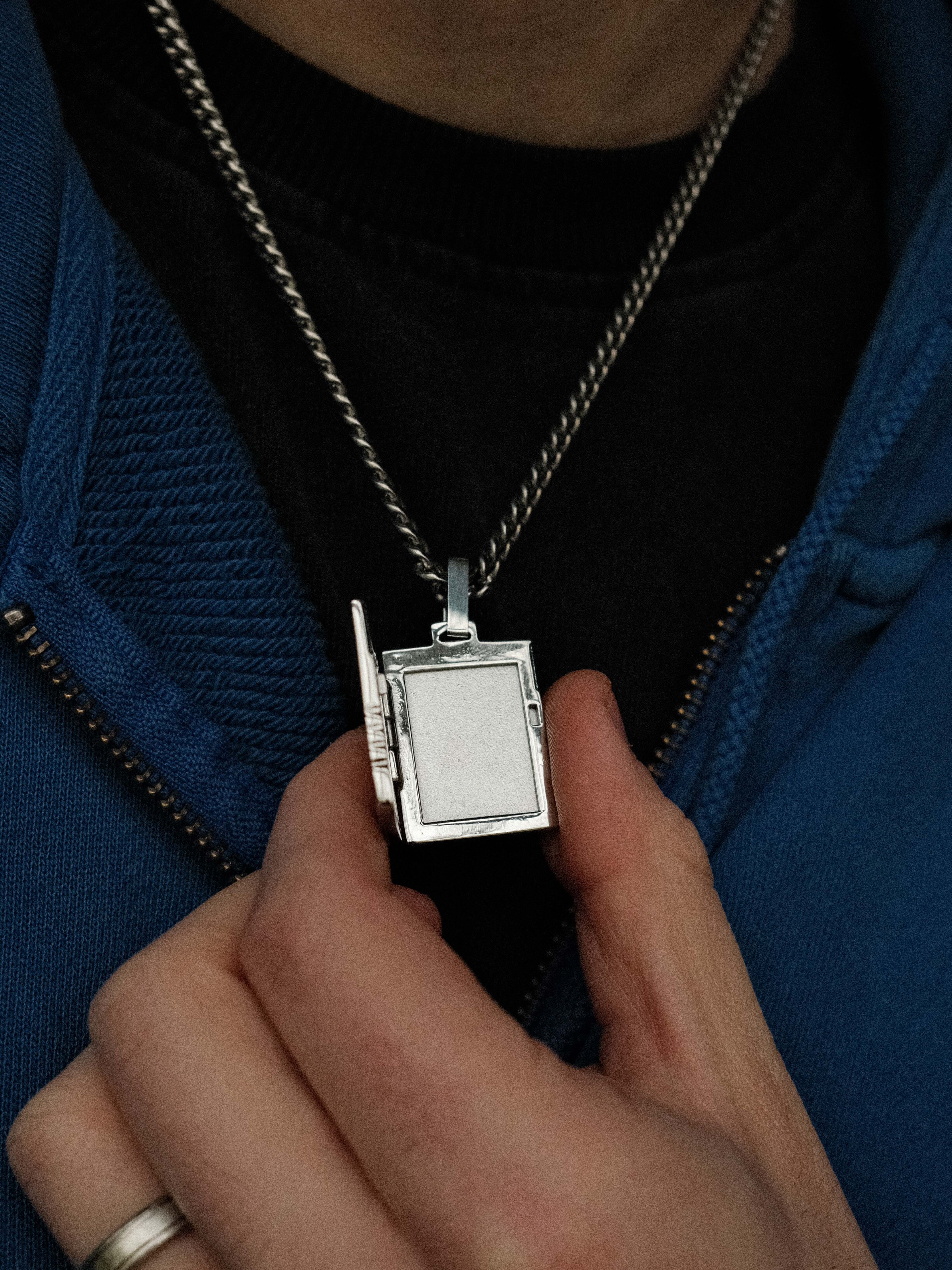 Memory Card Necklace (Steel)